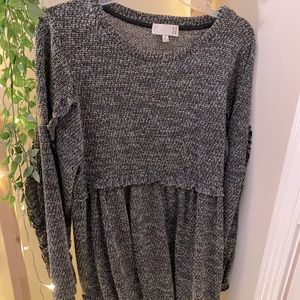 Anthropologie Ro + De gray ruffled dress